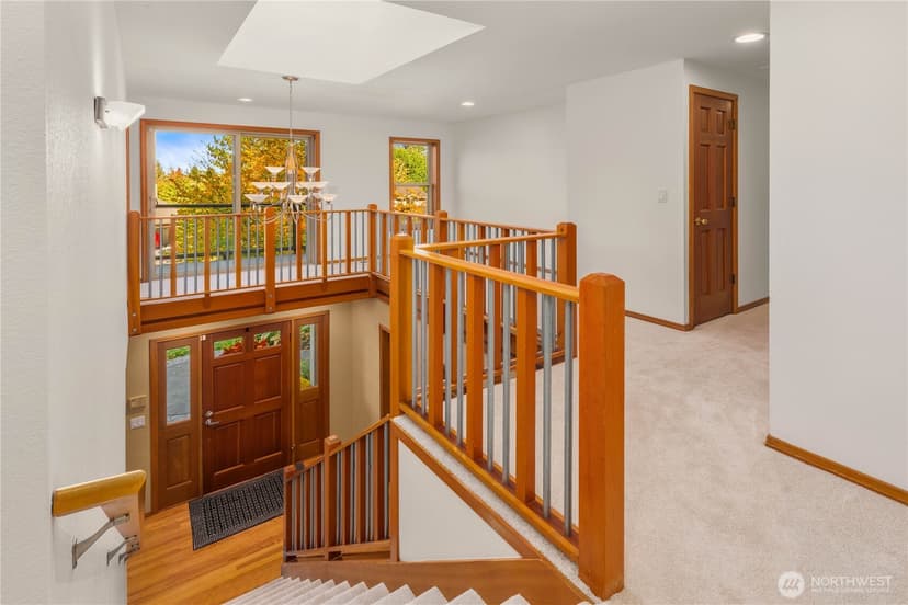 Property photo for 2235 Squak Mountain Loop SW, Issaquah photo 19
