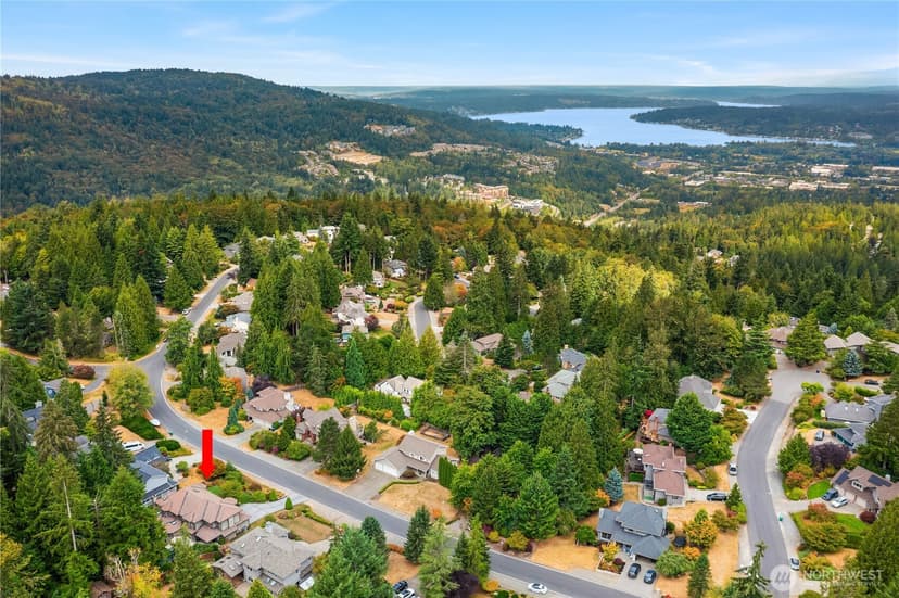 Property photo for 2235 Squak Mountain Loop SW, Issaquah photo 40