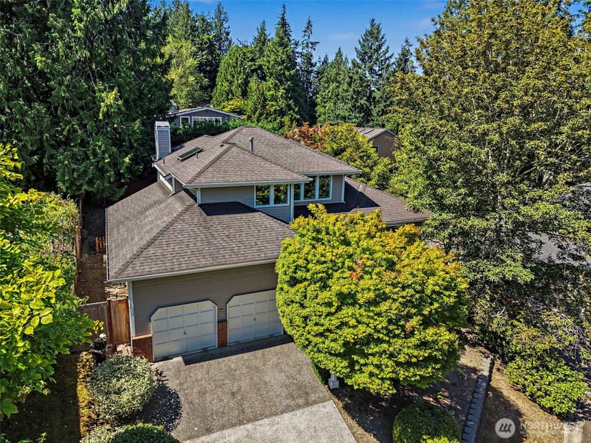 Property photo for 1819 221st Place NE, Sammamish photo 3