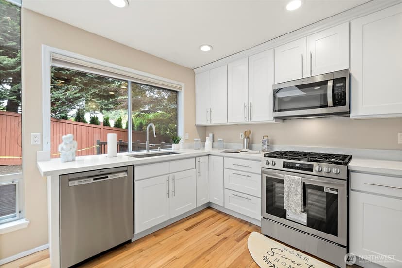Property photo for 1819 221st Place NE, Sammamish photo 15