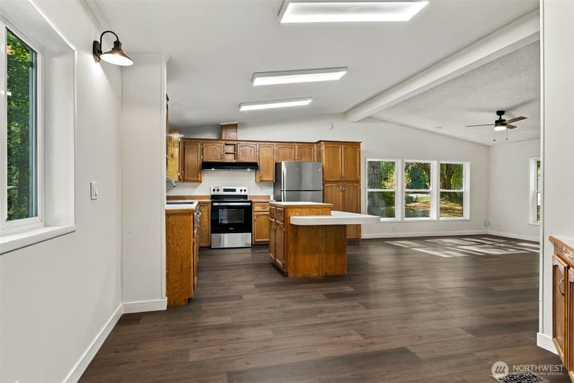Property photo for 14139 Vintage Drive SW, Port Orchard photo 13