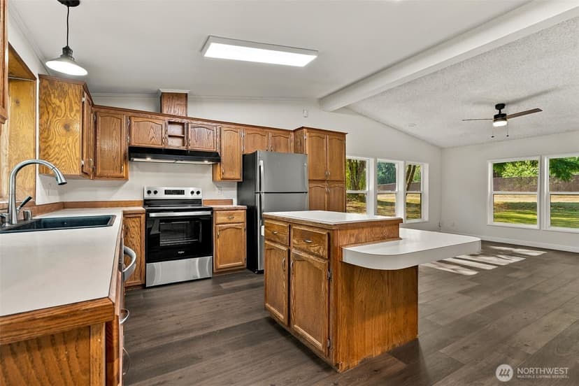 Property photo for 14139 Vintage Drive SW, Port Orchard photo 16