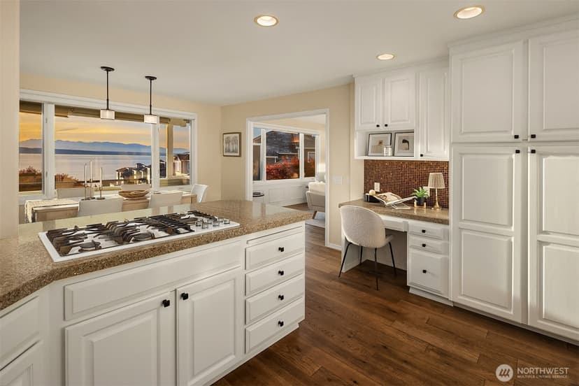 Property photo for 2616 NW 204th Street, Shoreline photo 10