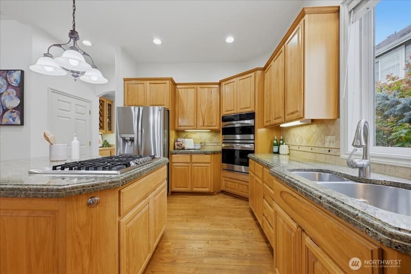 Property photo for 1806 Mariner Circle NE, Tacoma photo 12