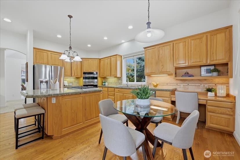 Property photo for 1806 Mariner Circle NE, Tacoma photo 11