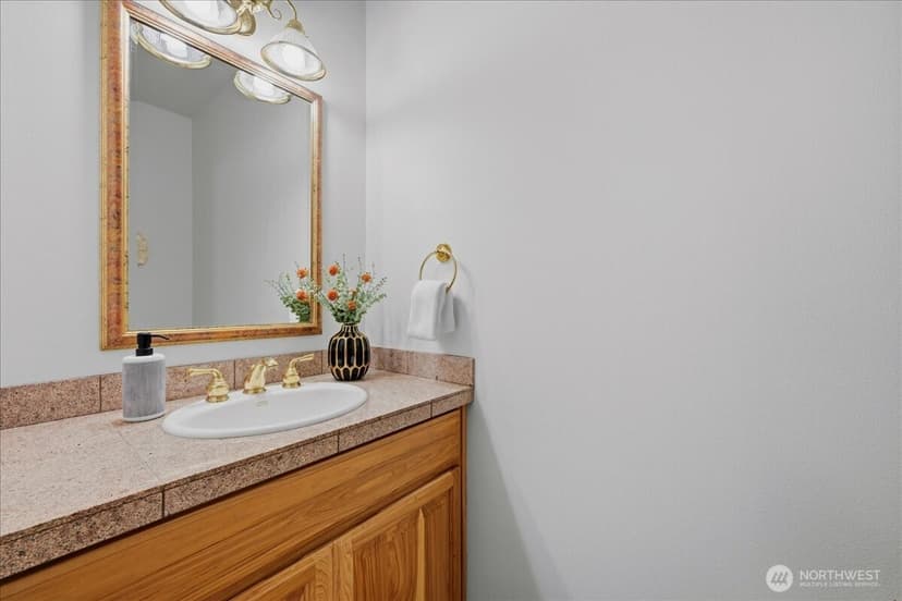 Property photo for 1806 Mariner Circle NE, Tacoma photo 18
