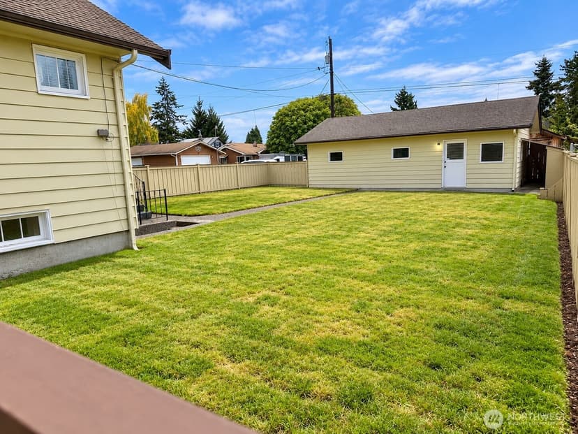 Property photo for 2501 Fulton Street, Everett photo 18