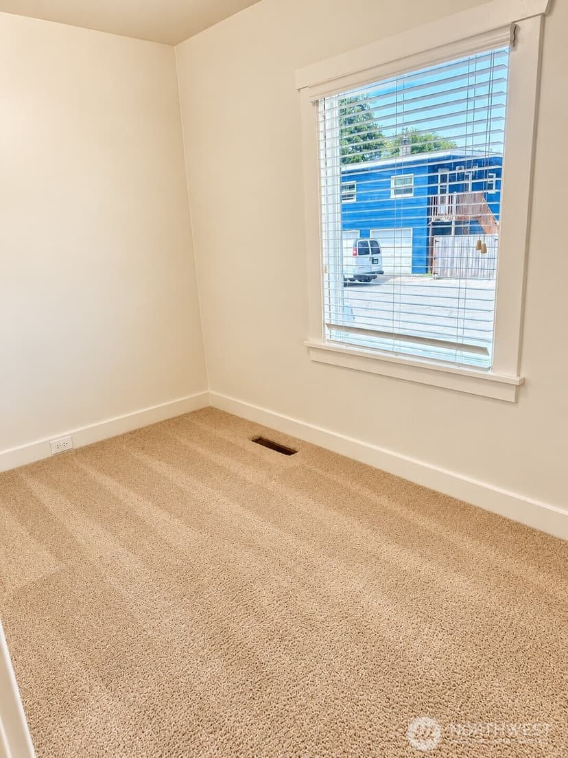 Property photo for 2501 Fulton Street, Everett photo 7