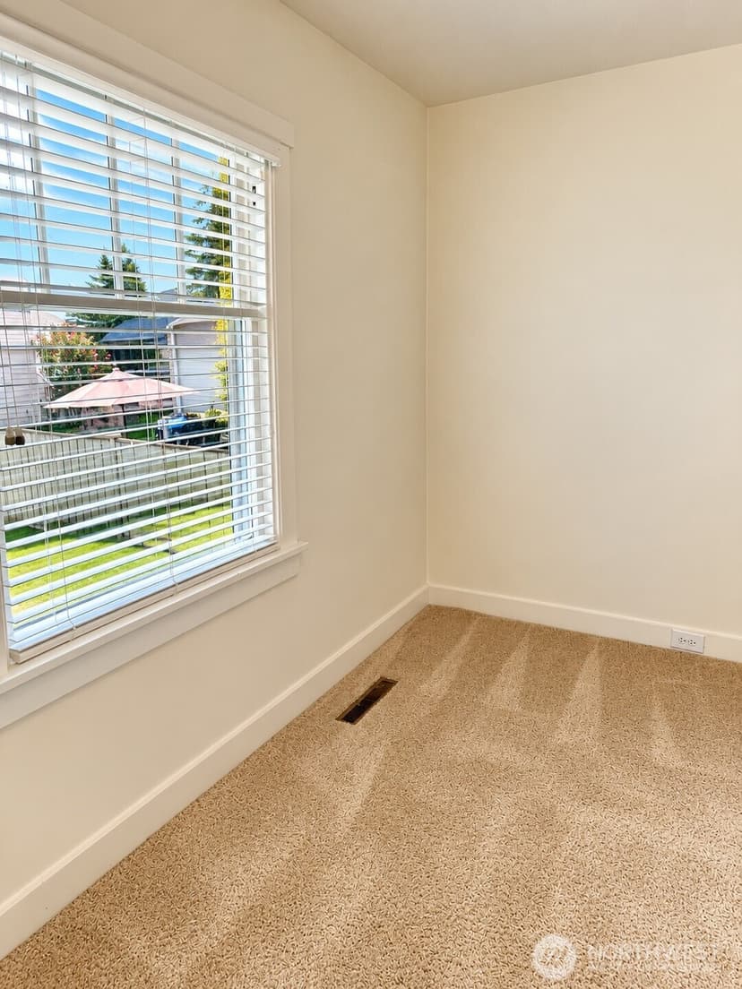 Property photo for 2501 Fulton Street, Everett photo 6