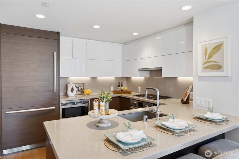Property photo for 583 Battery Street #3602N, Seattle photo 6