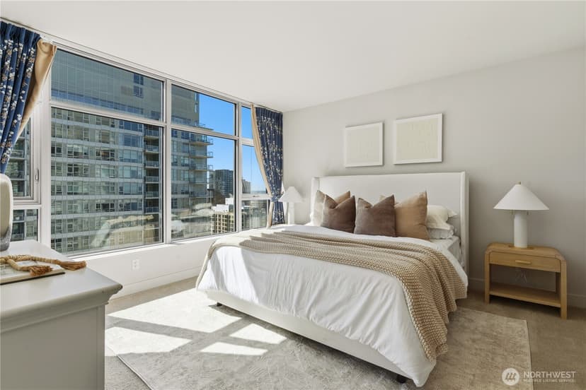 Property photo for 583 Battery Street #3602N, Seattle photo 16