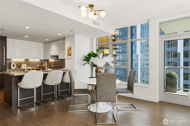 Property photo for 583 Battery Street #3602N, Seattle photo 4