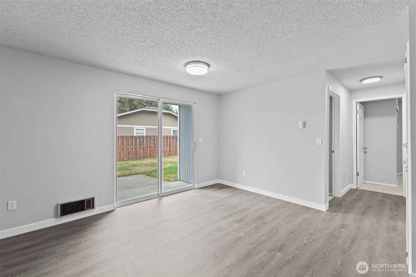 Property photo for 14209 14211 107th Avenue Ct E, Puyallup photo 23
