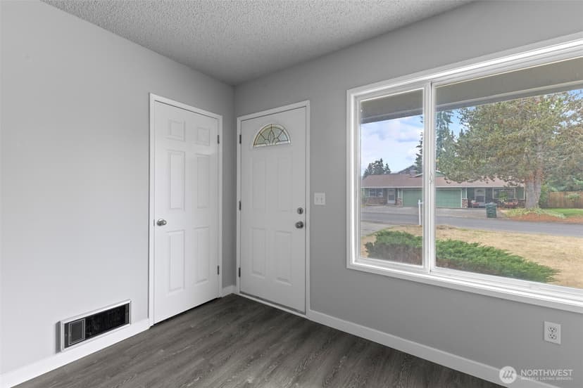 Property photo for 14209 14211 107th Avenue Ct E, Puyallup photo 18