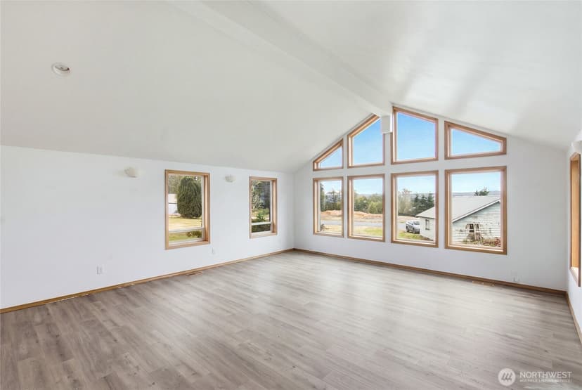 Property photo for 16008 166th Street SE, Snohomish photo 4