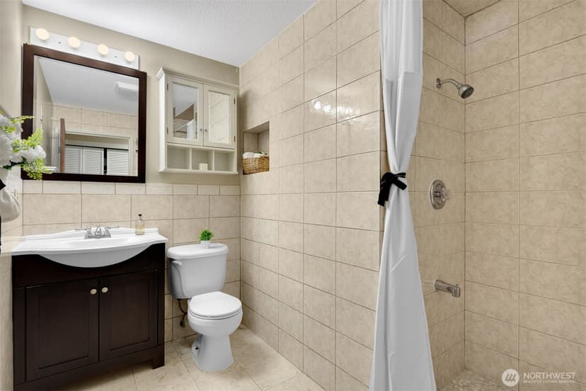 Property photo for 3024 NE 143rd Street #103, Seattle photo 17