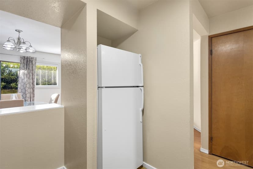 Property photo for 3024 NE 143rd Street #103, Seattle photo 15