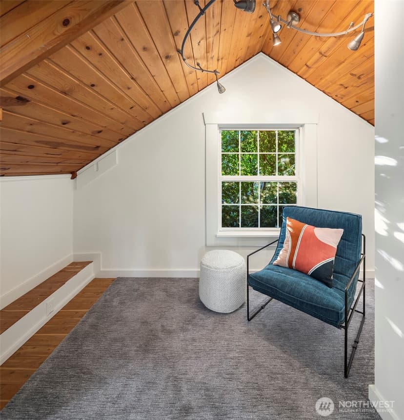 Property photo for 2611 24th Avenue E, Seattle photo 24