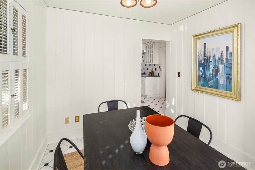 Property photo for 2611 24th Avenue E, Seattle photo 16