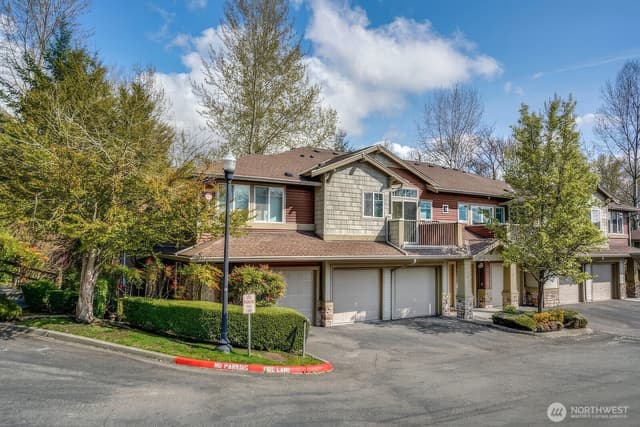 Property photo for 21507 42nd Avenue S #E2, SeaTac photo 3