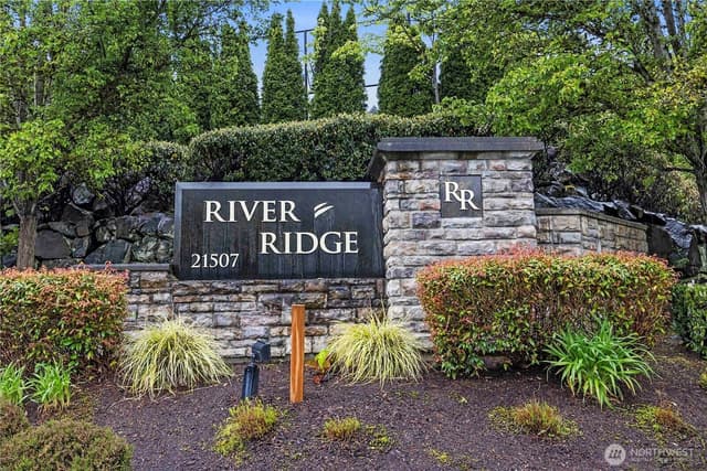 Property photo for 21507 42nd Avenue S #E2, SeaTac photo 2