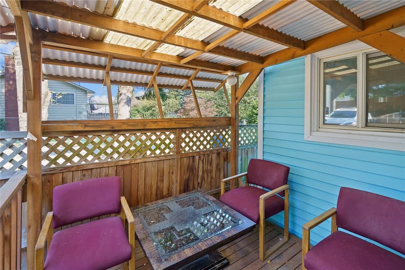 Property photo for 11818 14th Avenue S, Seattle photo 26