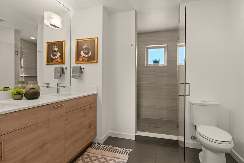 Property photo for 4052 30th Avenue SW, Seattle photo 15