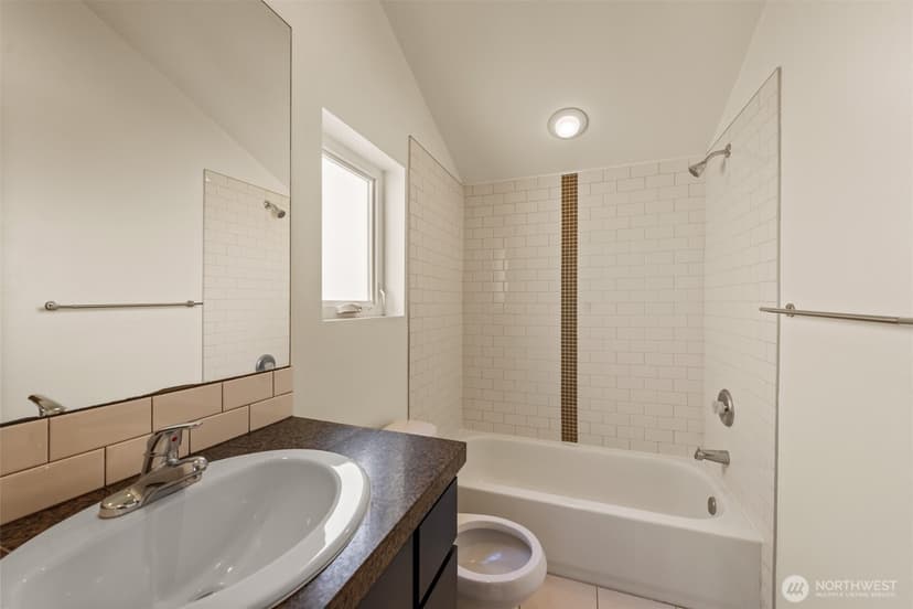 Property photo for 2255 NW 63rd Street #B, Seattle photo 18