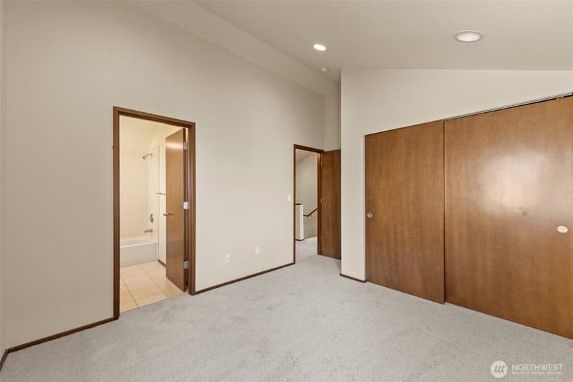 Property photo for 2255 NW 63rd Street #B, Seattle photo 17