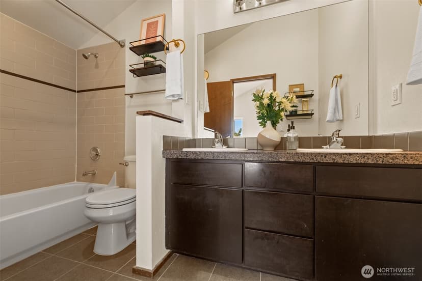 Property photo for 2255 NW 63rd Street #B, Seattle photo 15