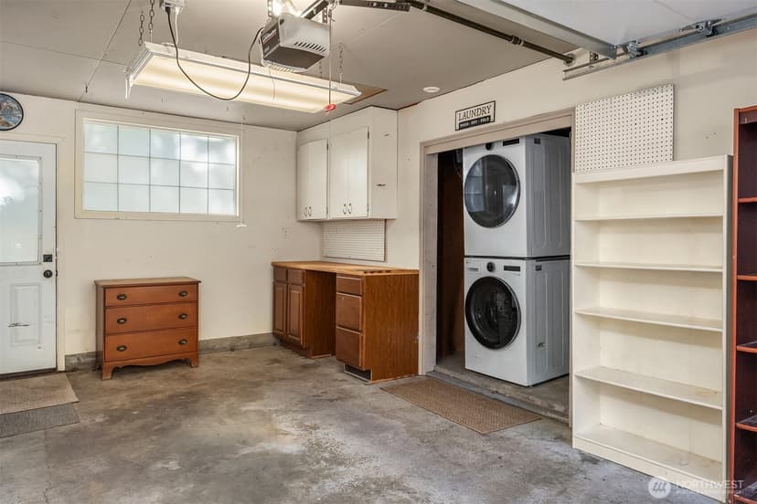 Property photo for 4233 NE 88th Street, Seattle photo 16
