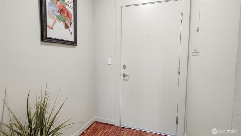 Property photo for 1420 E Pine Street #E606, Seattle photo 20