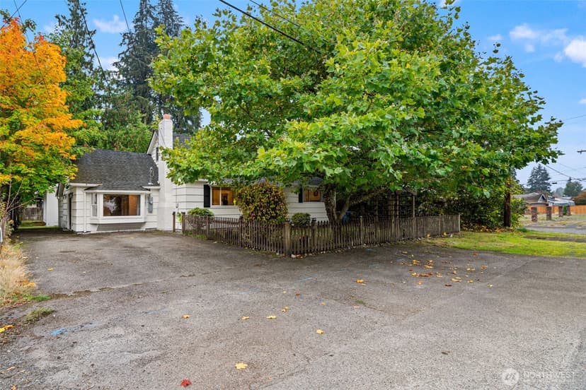 Property photo for 710 141st Street S, Tacoma photo 2