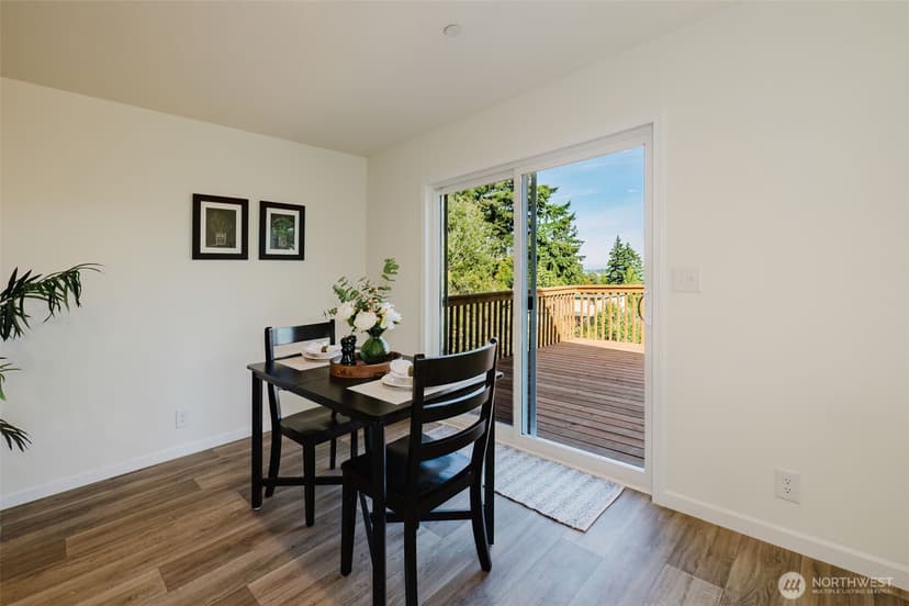 Property photo for 2050 1st Avenue W, Bremerton photo 10
