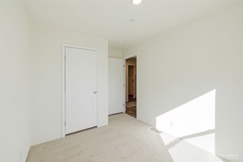 Property photo for 2050 1st Avenue W, Bremerton photo 24