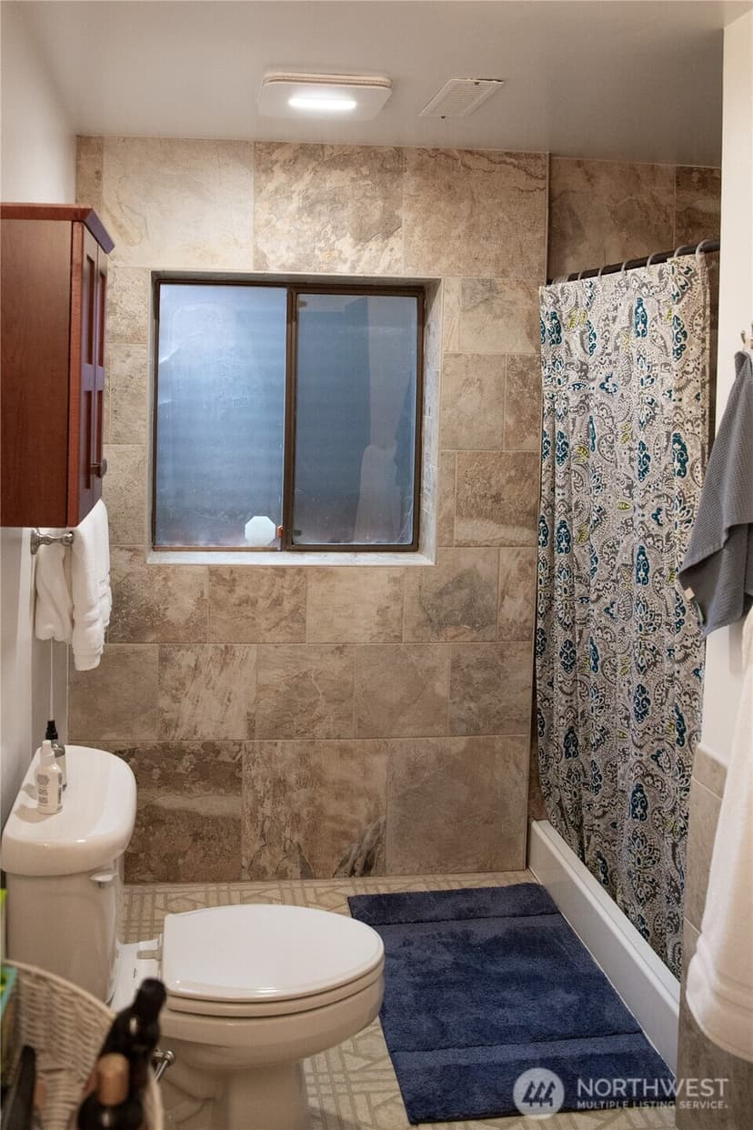 Property photo for 5160 S 168th Street, SeaTac photo 24