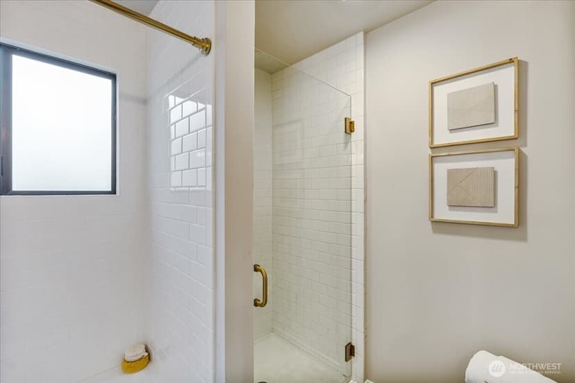 Property photo for 2134 N 193rd Street, Shoreline photo 22