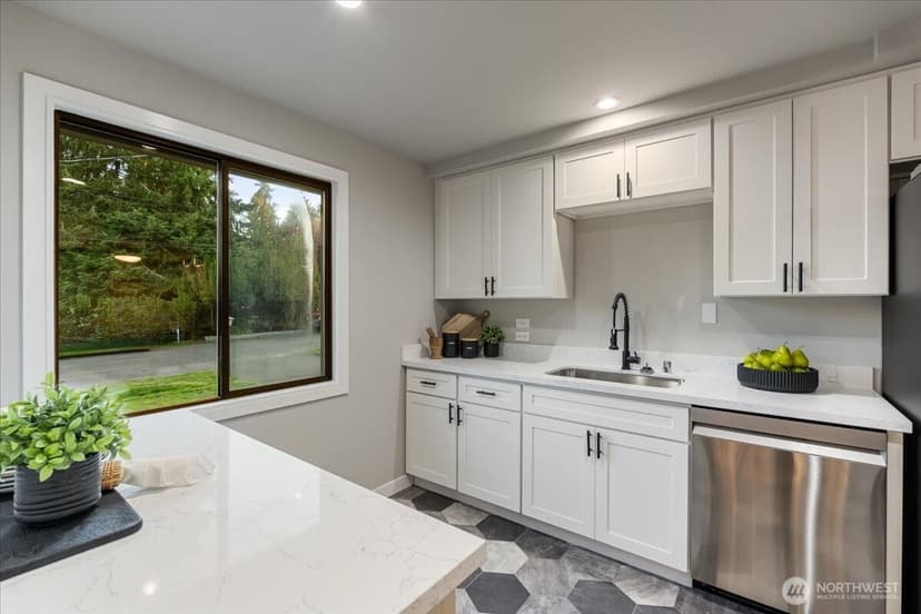 Property photo for 2134 N 193rd Street, Shoreline photo 9