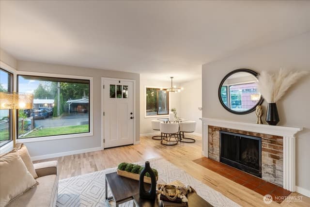 Property photo for 2134 N 193rd Street, Shoreline photo 3