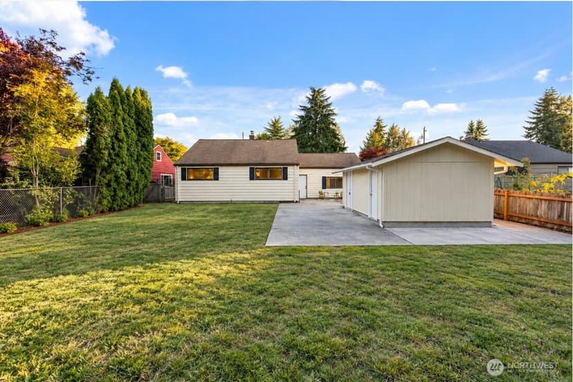 Property photo for 2134 N 193rd Street, Shoreline photo 32