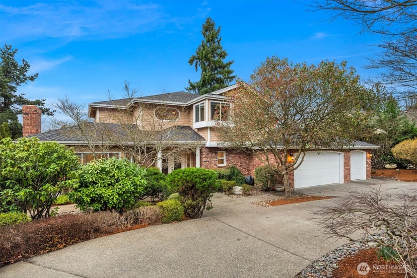 Property photo for 8550 NE 28th Street, Hunts Point