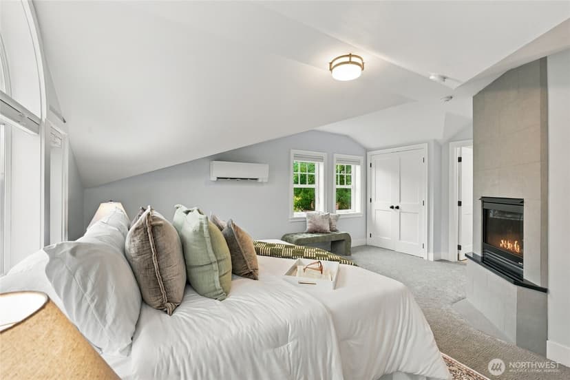 Property photo for 1109 E Harrison Street, Seattle photo 19
