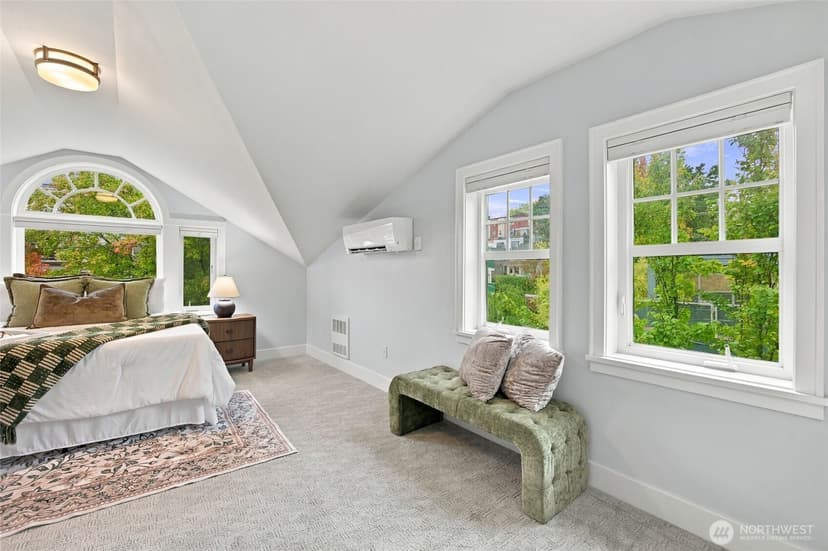 Property photo for 1109 E Harrison Street, Seattle photo 20