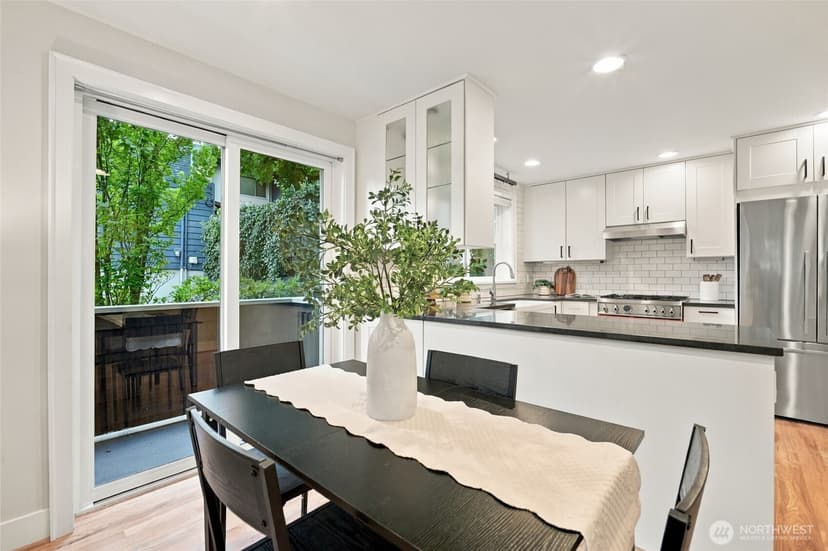 Property photo for 1109 E Harrison Street, Seattle photo 7