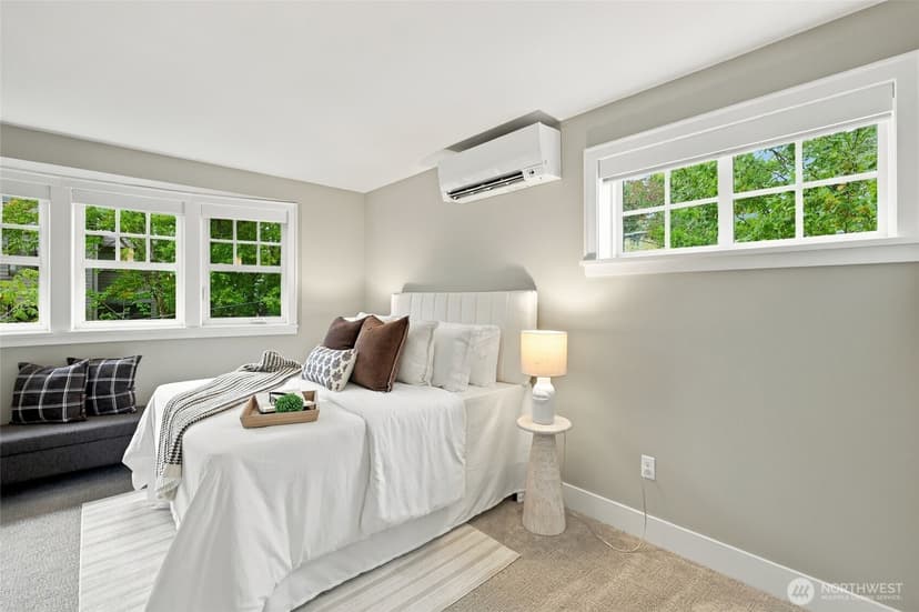 Property photo for 1109 E Harrison Street, Seattle photo 13
