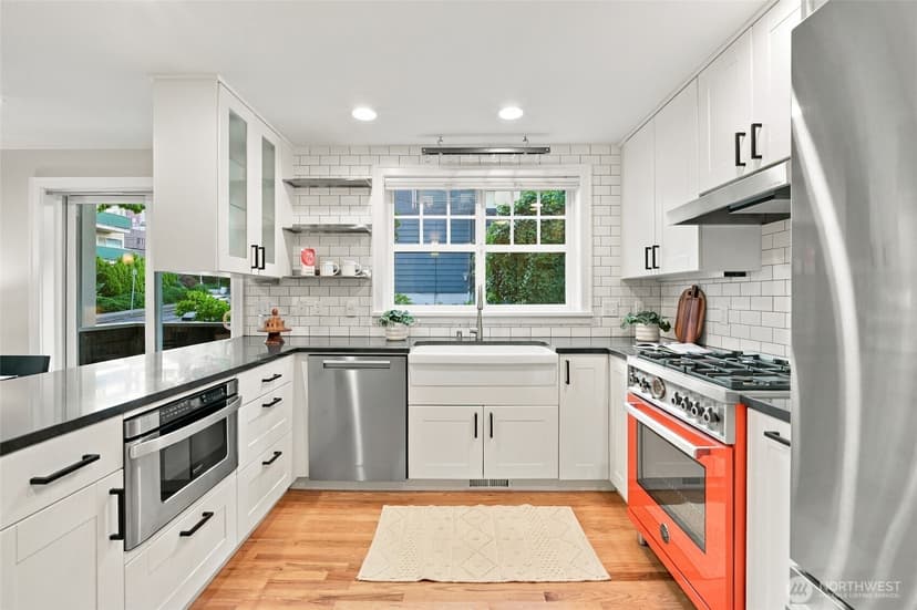 Property photo for 1109 E Harrison Street, Seattle photo 9