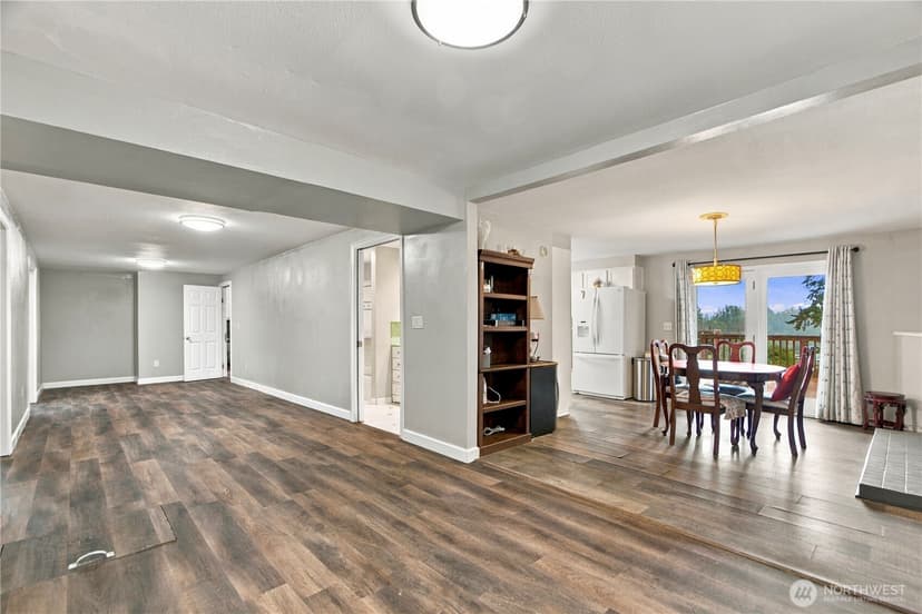 Property photo for 37258 39TH Avenue NE, Auburn photo 28
