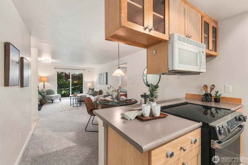 Property photo for 14124 NE 181st Place #H302, Woodinville photo 18