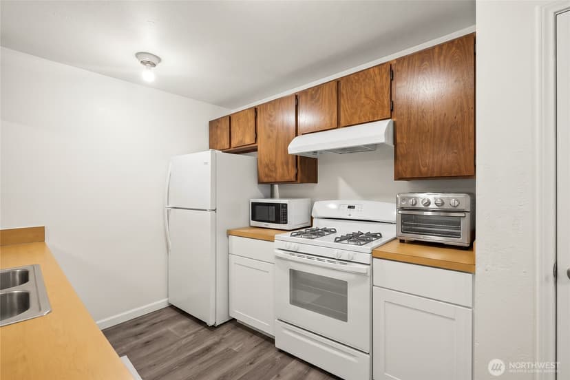Property photo for 804 124th Street SW, Everett photo 26