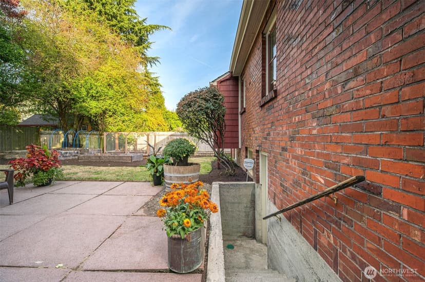Property photo for 824 NW 57th Street, Seattle photo 34